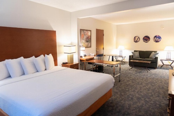 La Quinta by Wyndham Bannockburn-Deerfield image 21