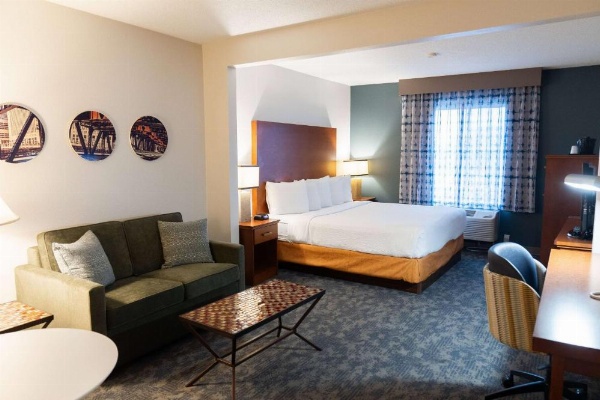 La Quinta by Wyndham Bannockburn-Deerfield image 27